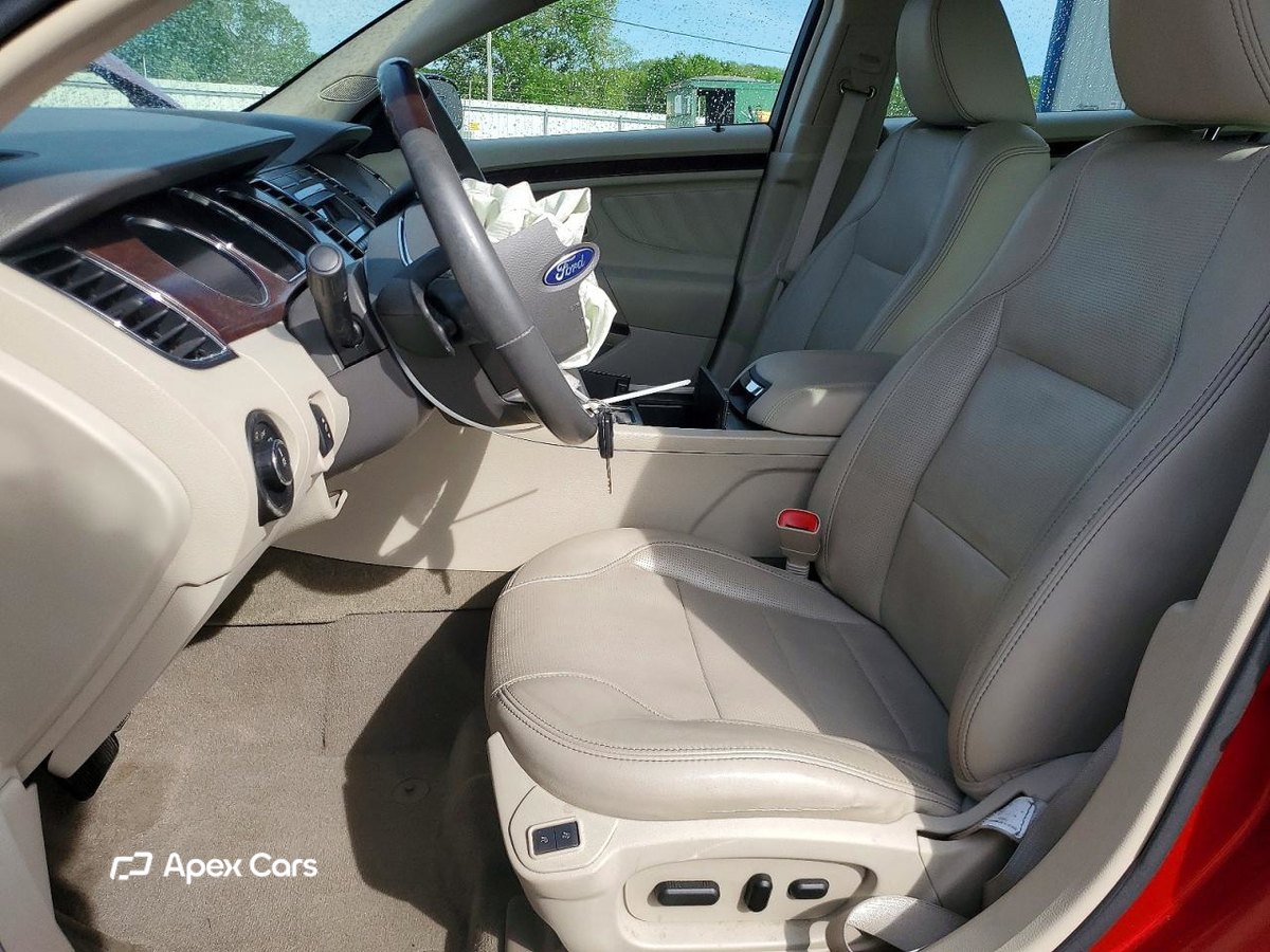 Ford Taurus 2010