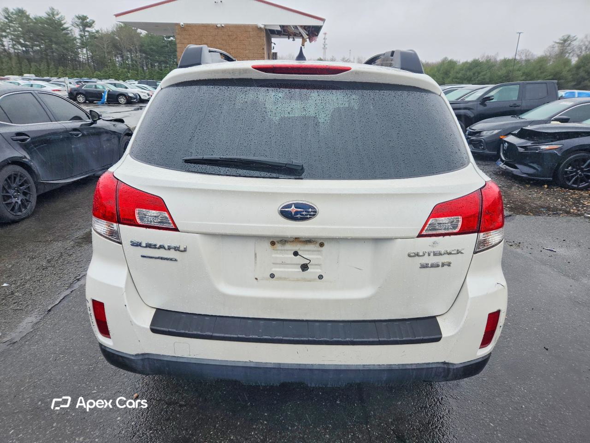 Subaru Outback 2013