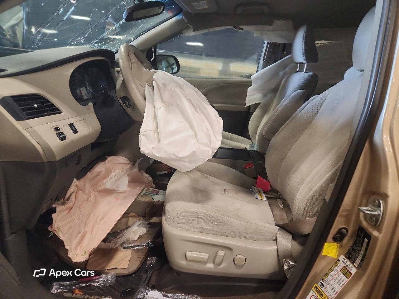 Toyota Sienna 2013