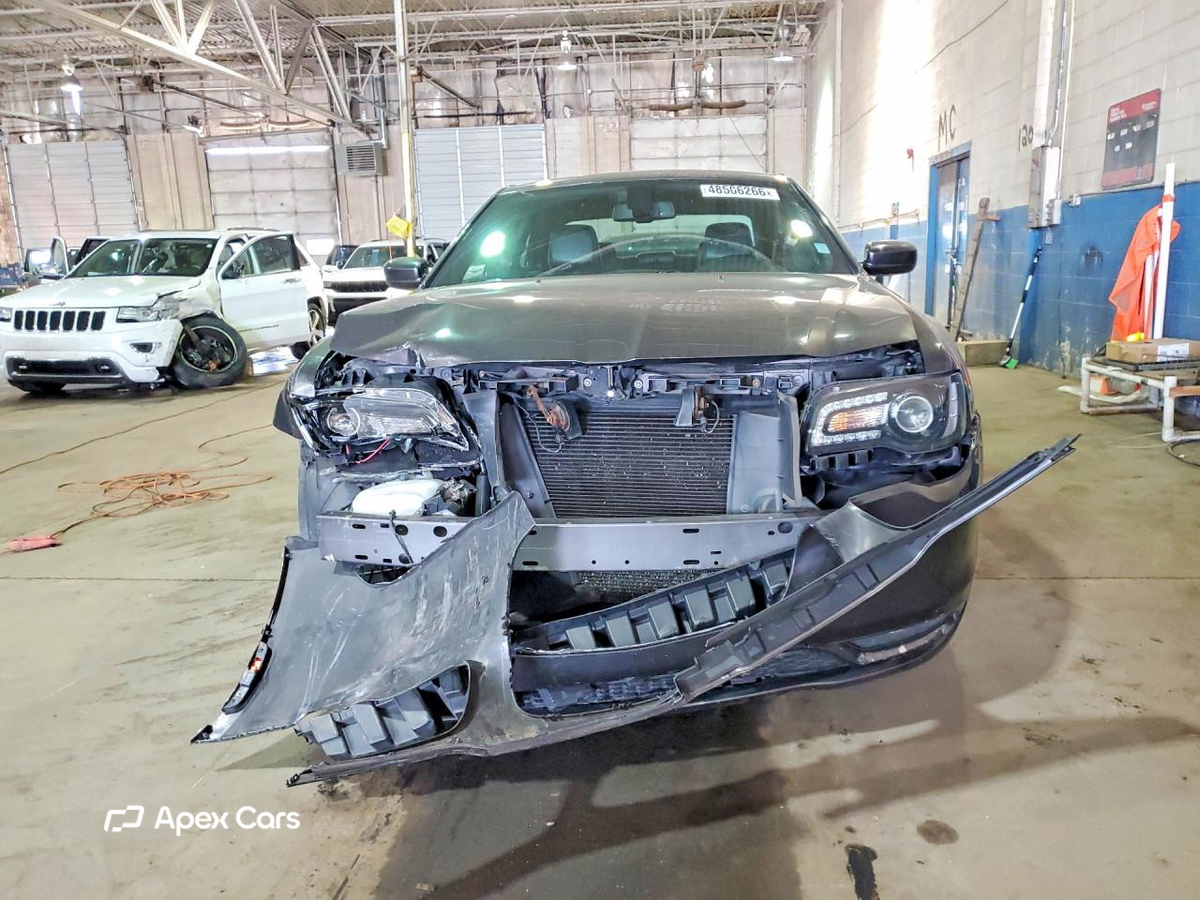 Chrysler 300 2017