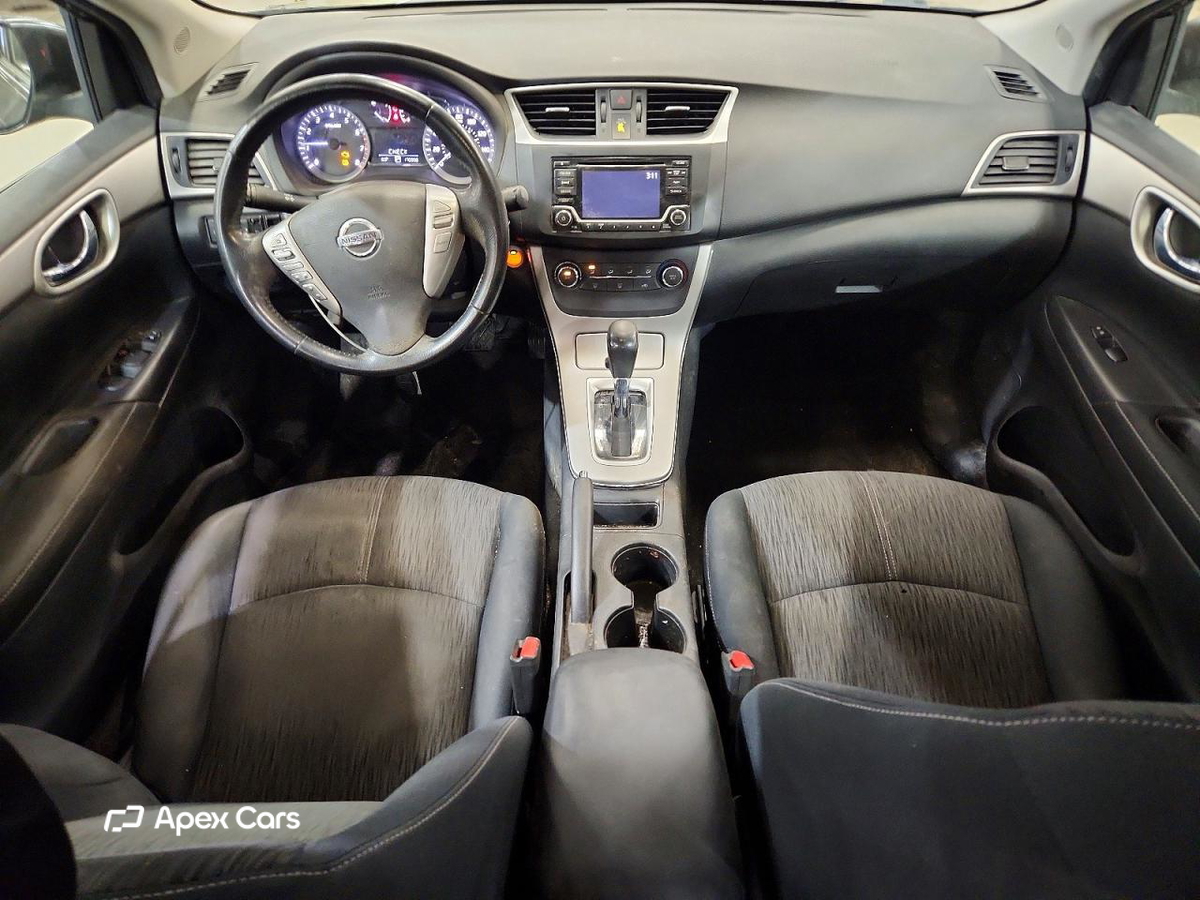 Nissan Sentra 2015