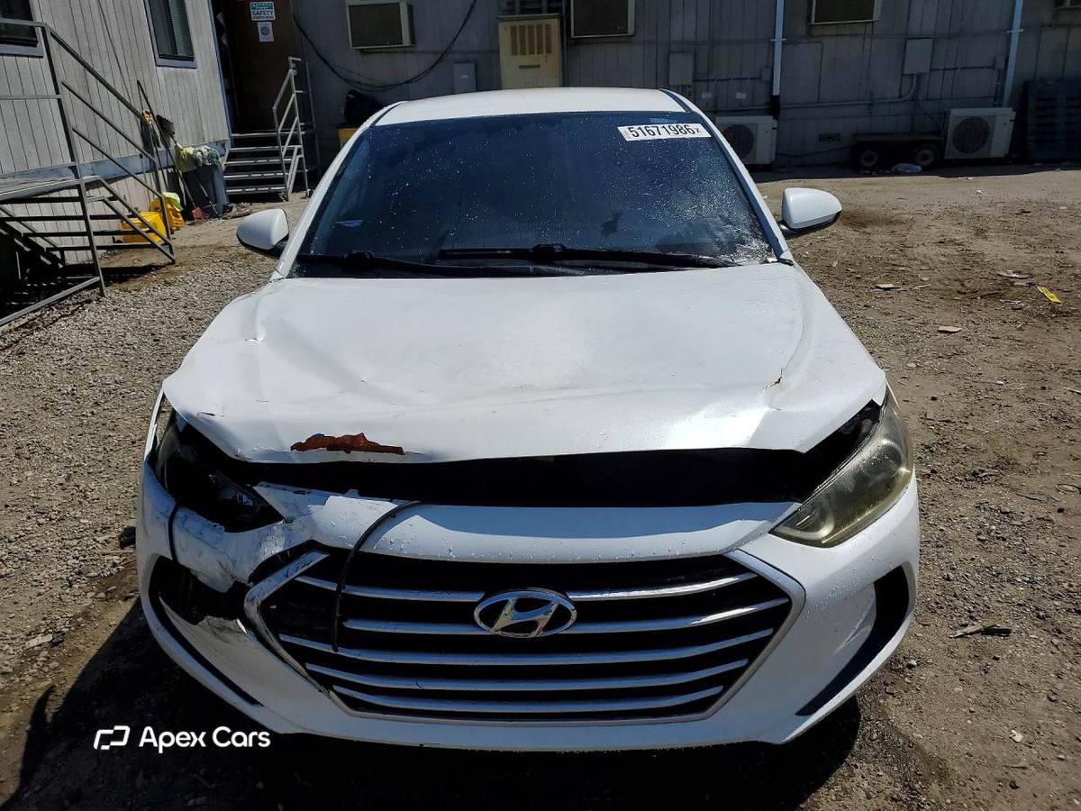 Hyundai Elantra 2017