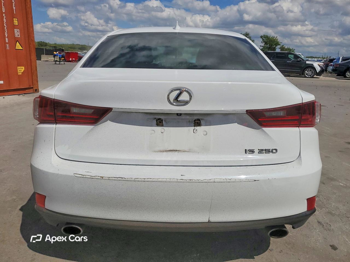 Lexus IS 2014