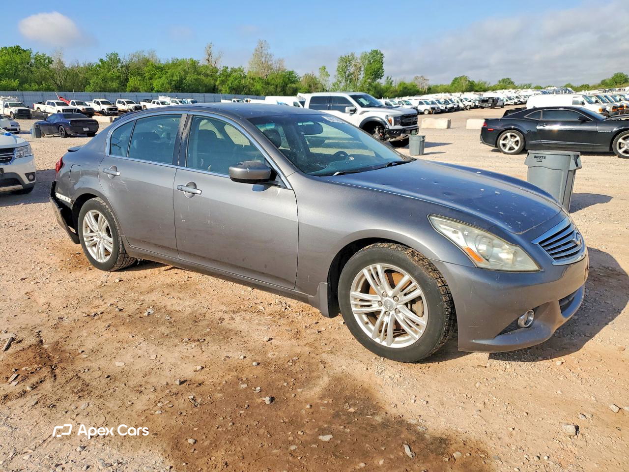 Infiniti G 2010