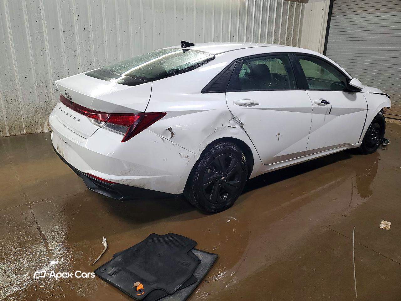 Hyundai Elantra 2022