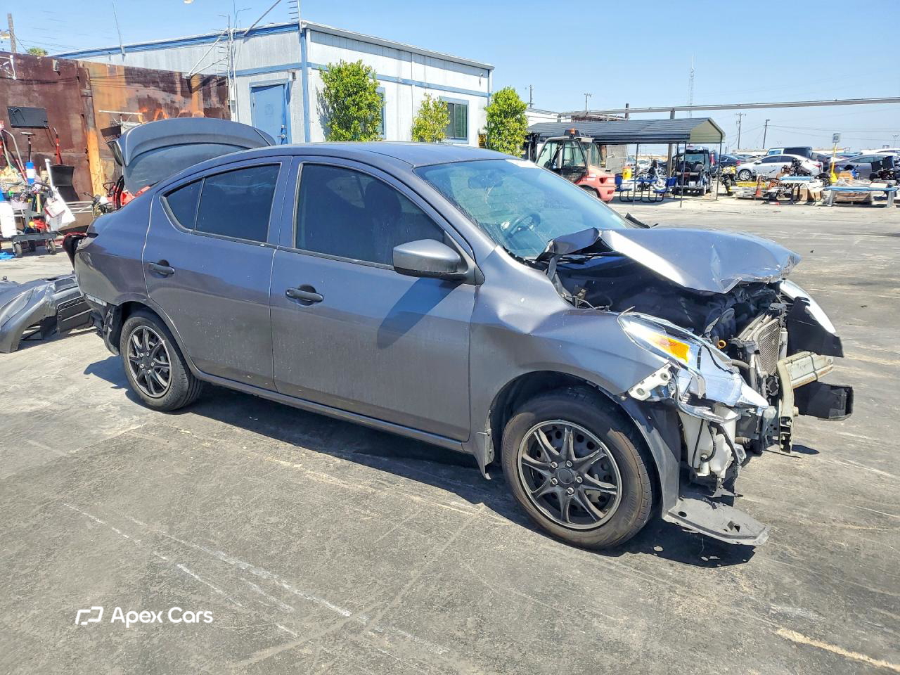 Nissan Versa 2018