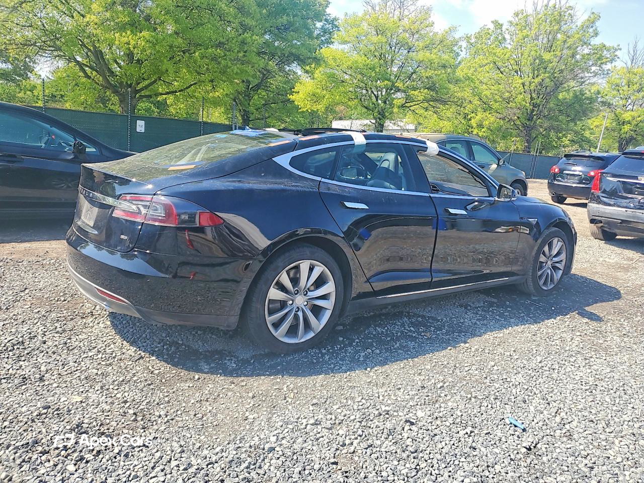Tesla Model S 2014