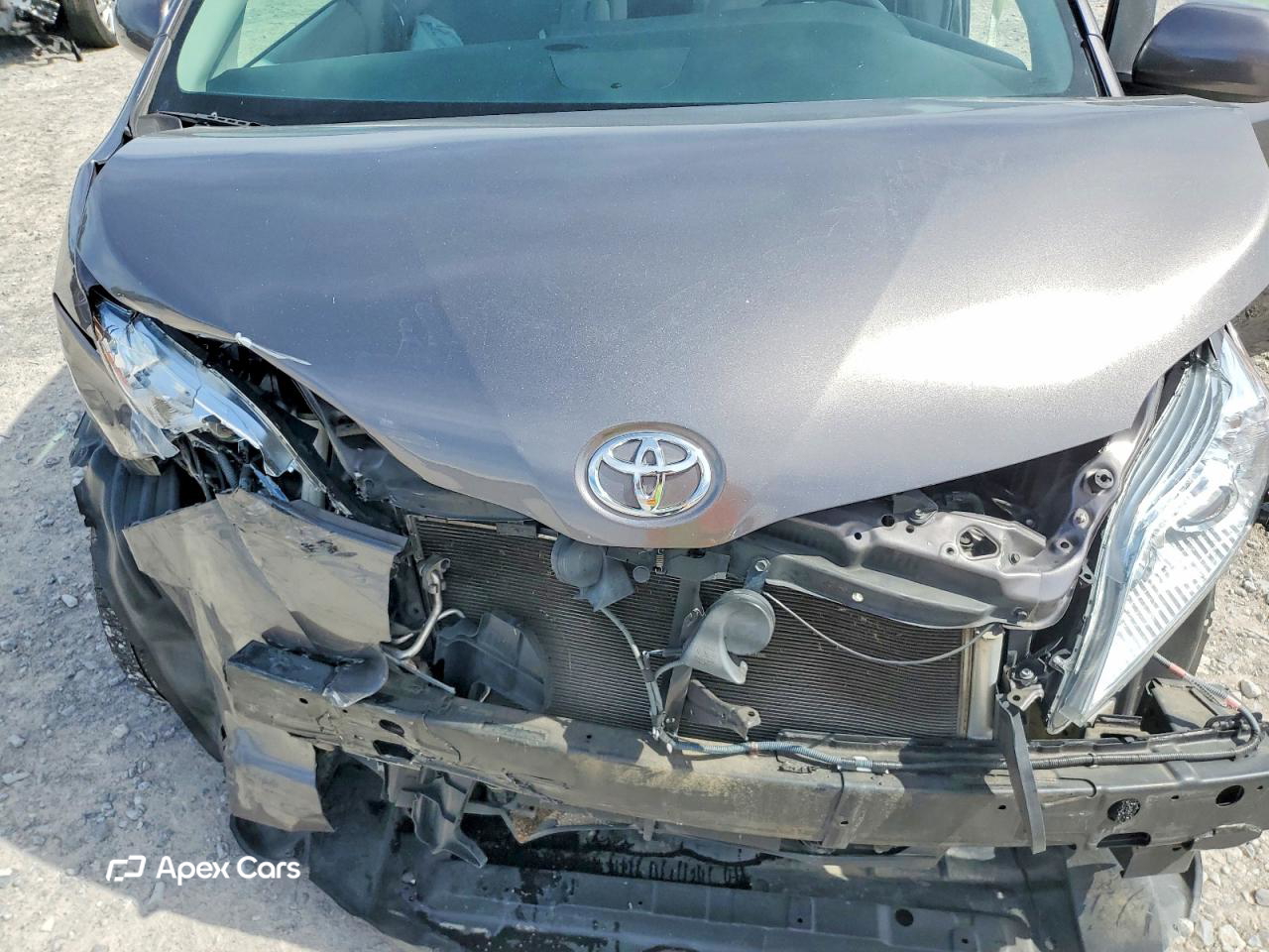 Toyota Sienna 2015
