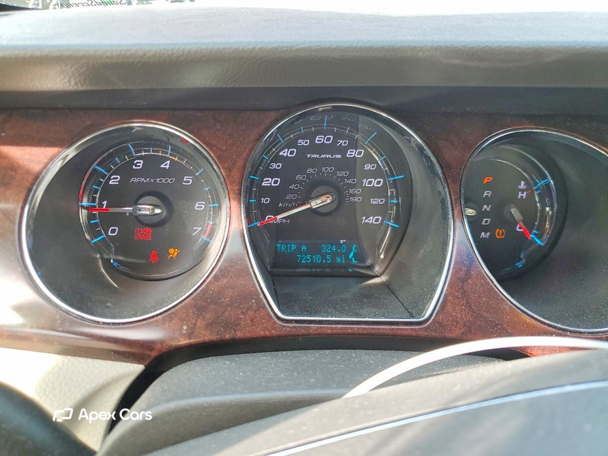 Ford Taurus 2010