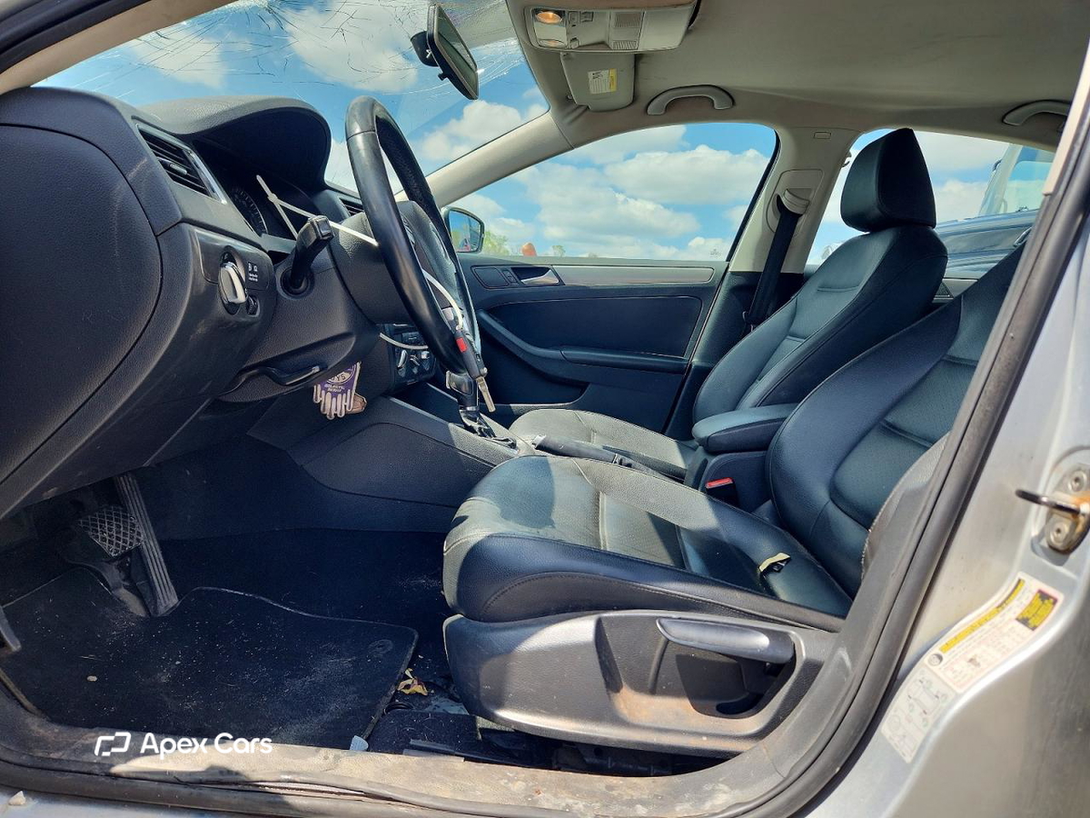 Volkswagen Jetta 2013