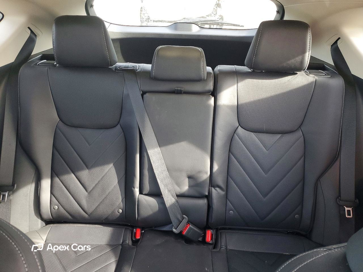 Lexus NX 2025
