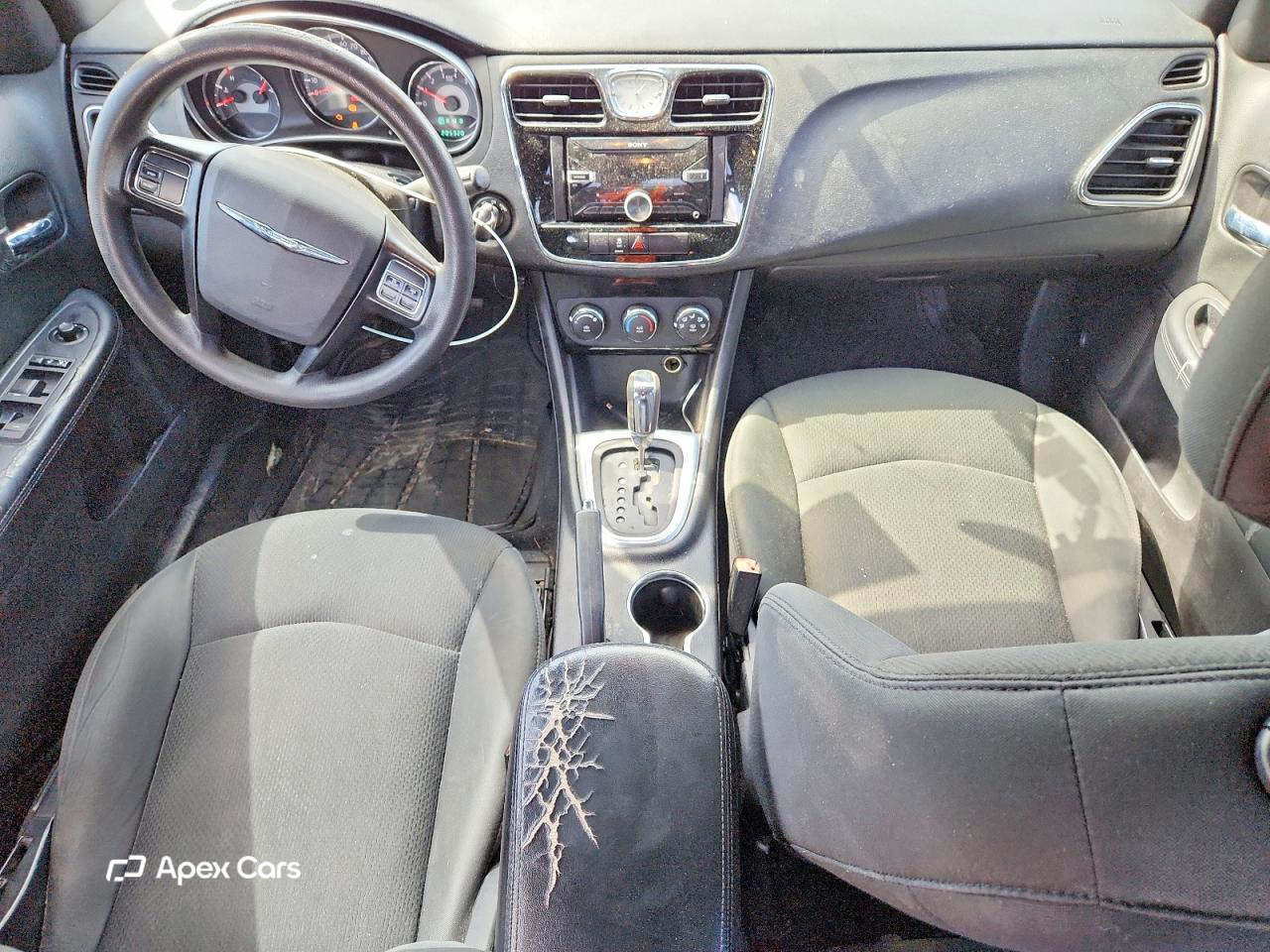 Chrysler 200 2012