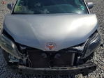 Toyota Sienna 2015