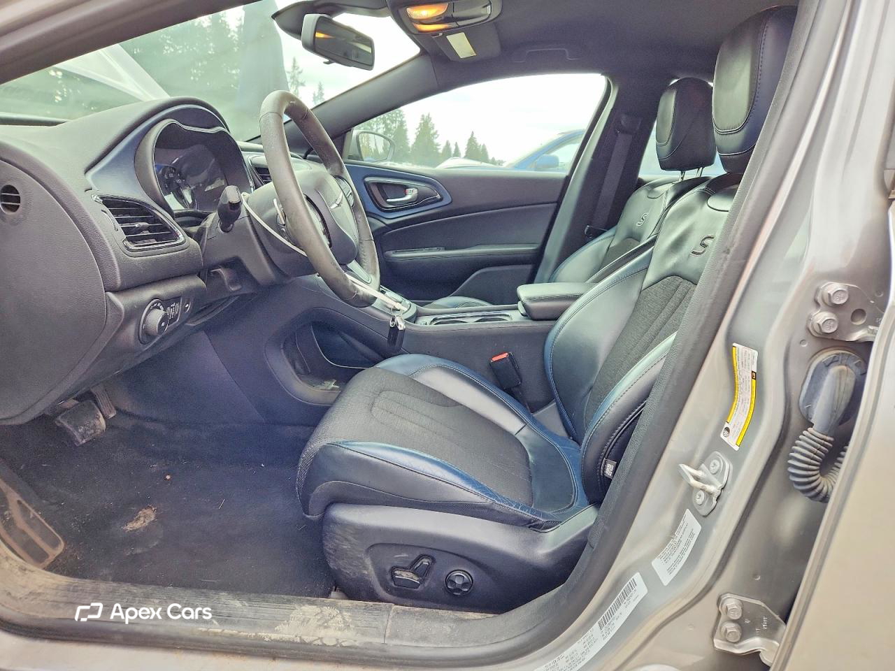 Chrysler 200 2015