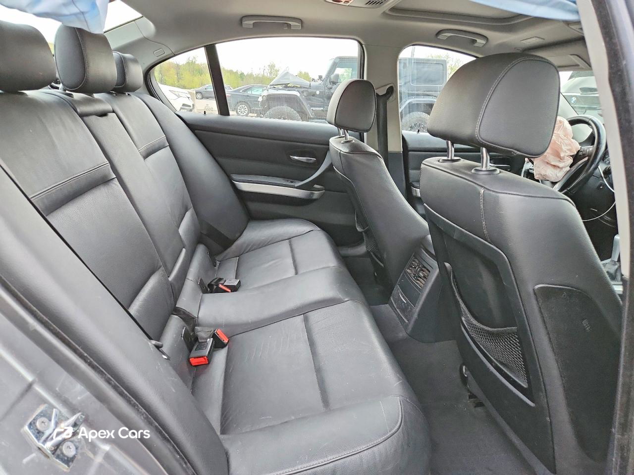 BMW Series 3 2009