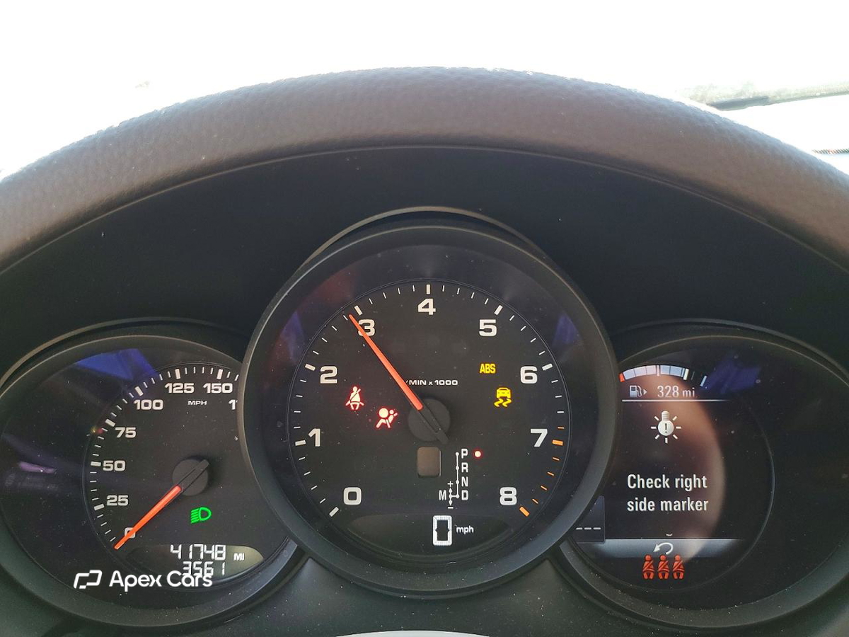 Porsche Macan 2021