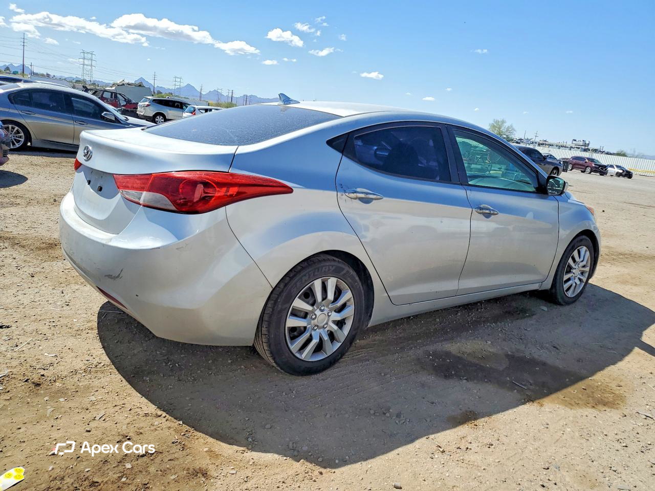 Hyundai Elantra 2012