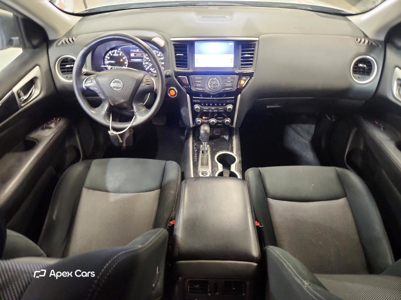 Nissan Pathfinder 2018