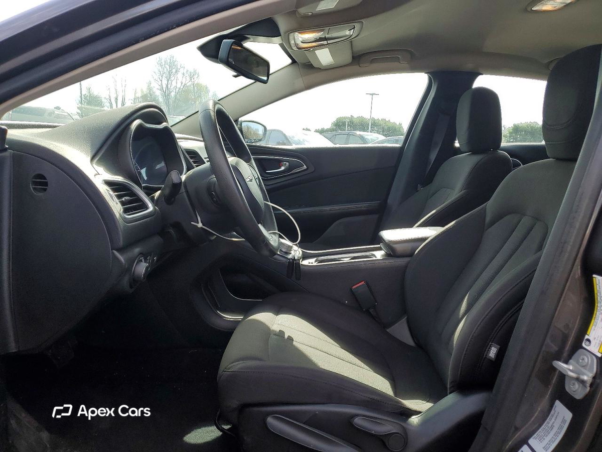 Chrysler 200 2015