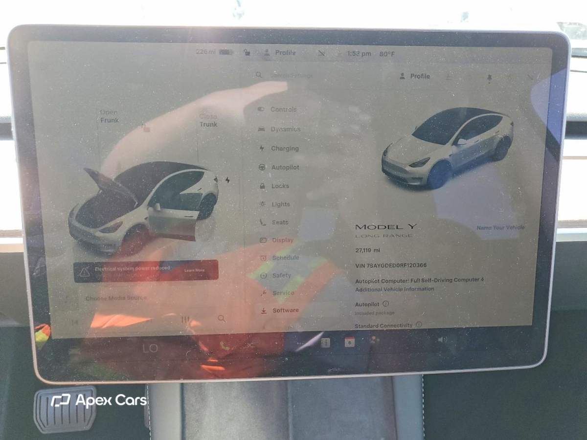 Tesla Model Y 2024