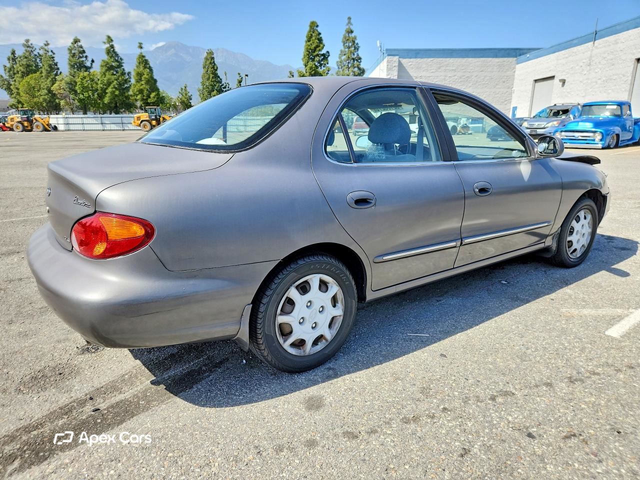 Hyundai Elantra 2000
