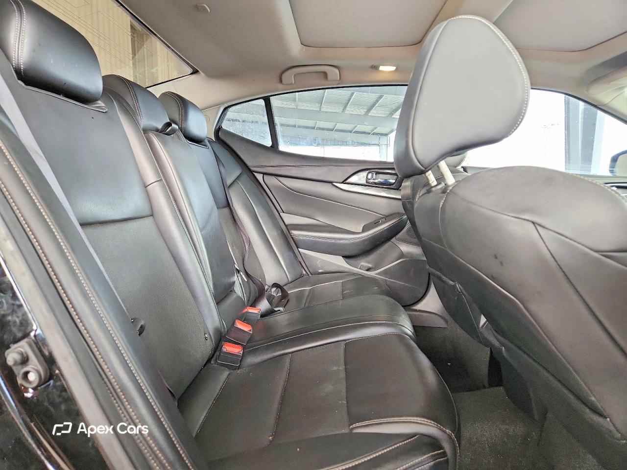Nissan Maxima 2019