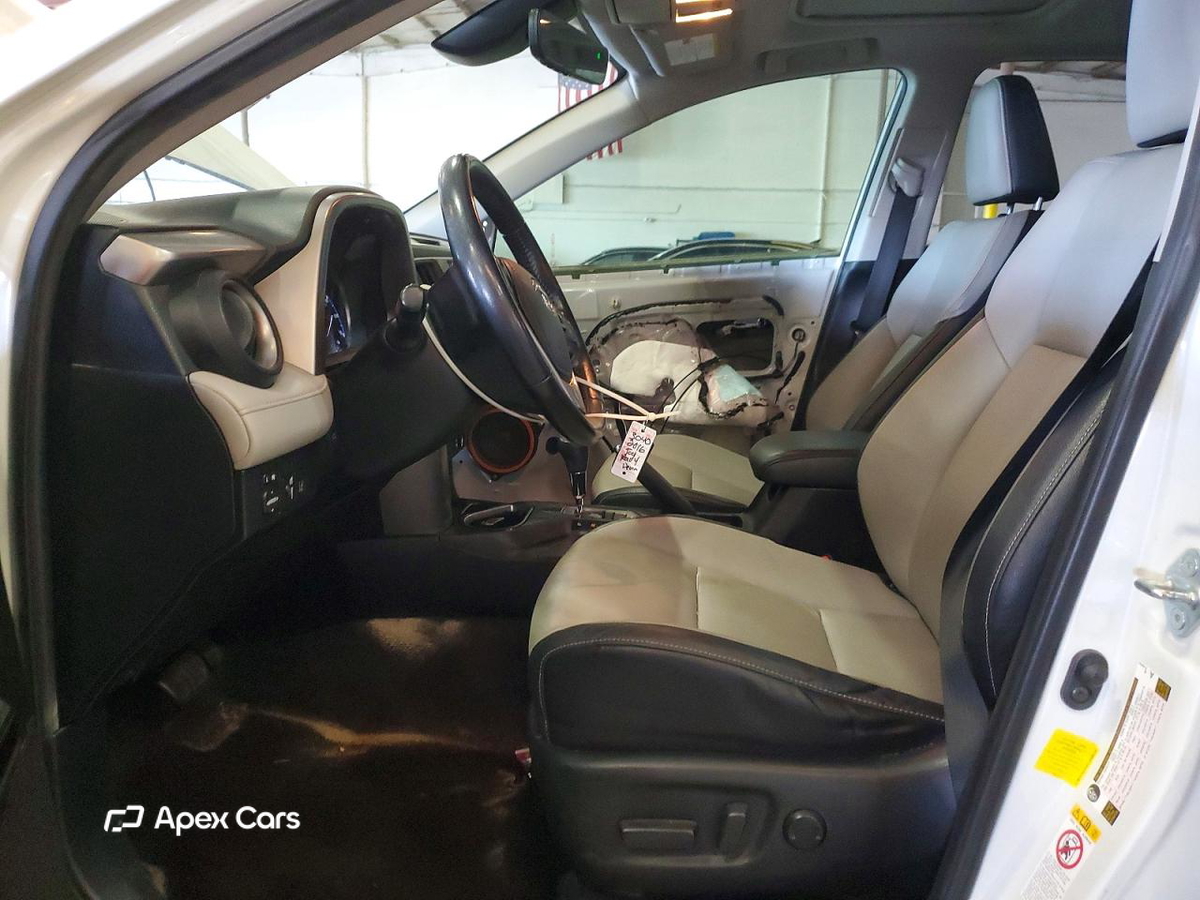Toyota RAV 4 2016