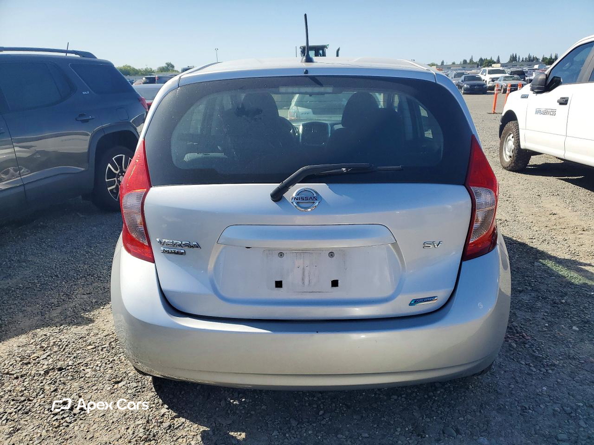 Nissan Versa 2016