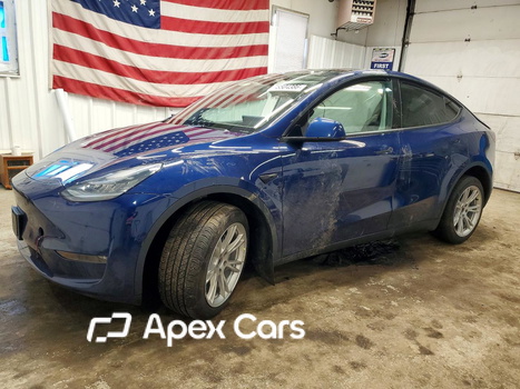 Tesla Model Y 2021 - Image 1 of 13