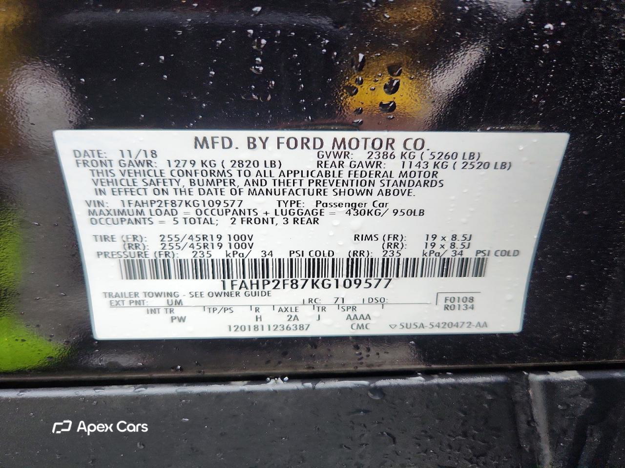 Ford Taurus 2019