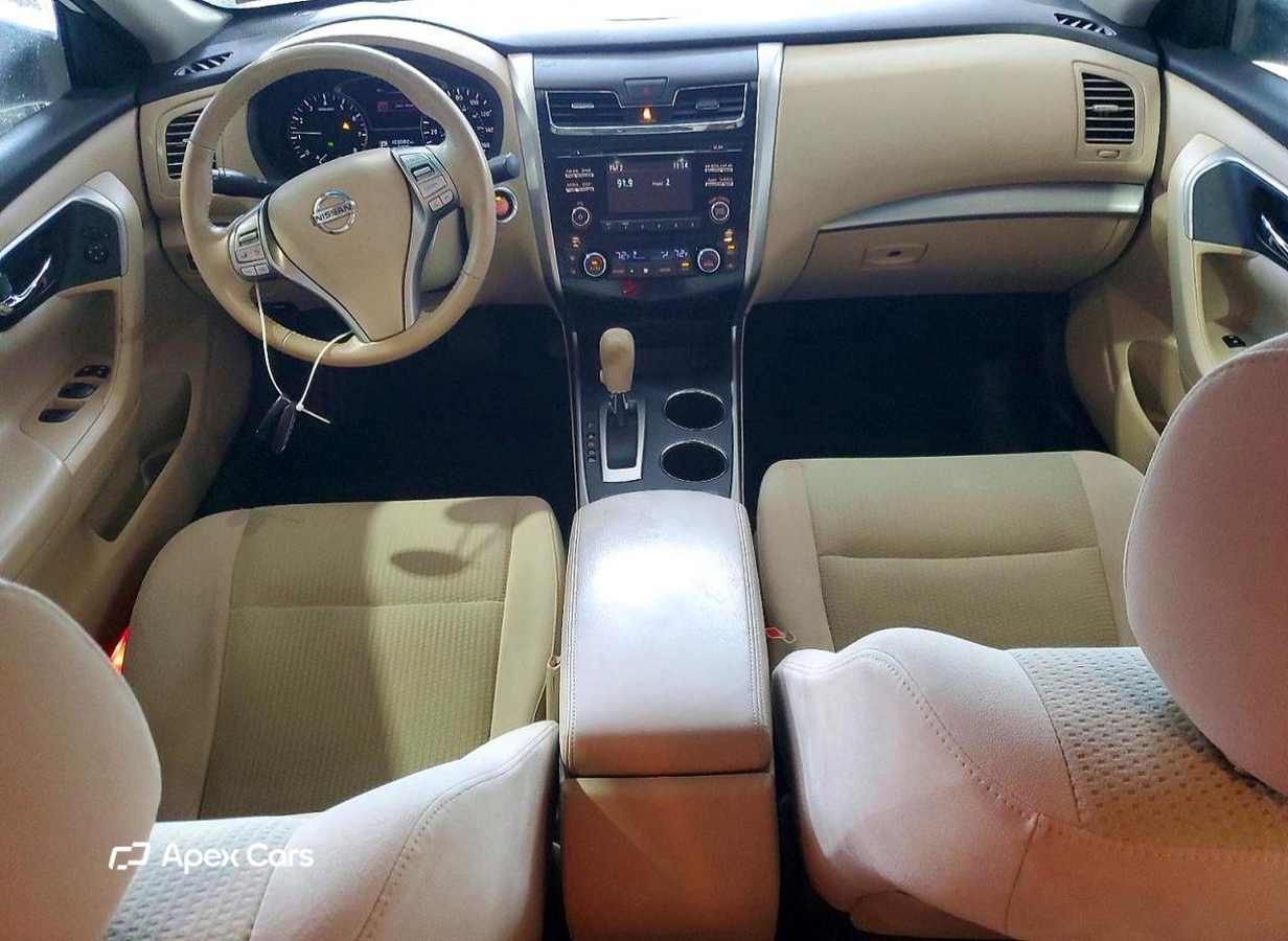 Nissan Altima 2015