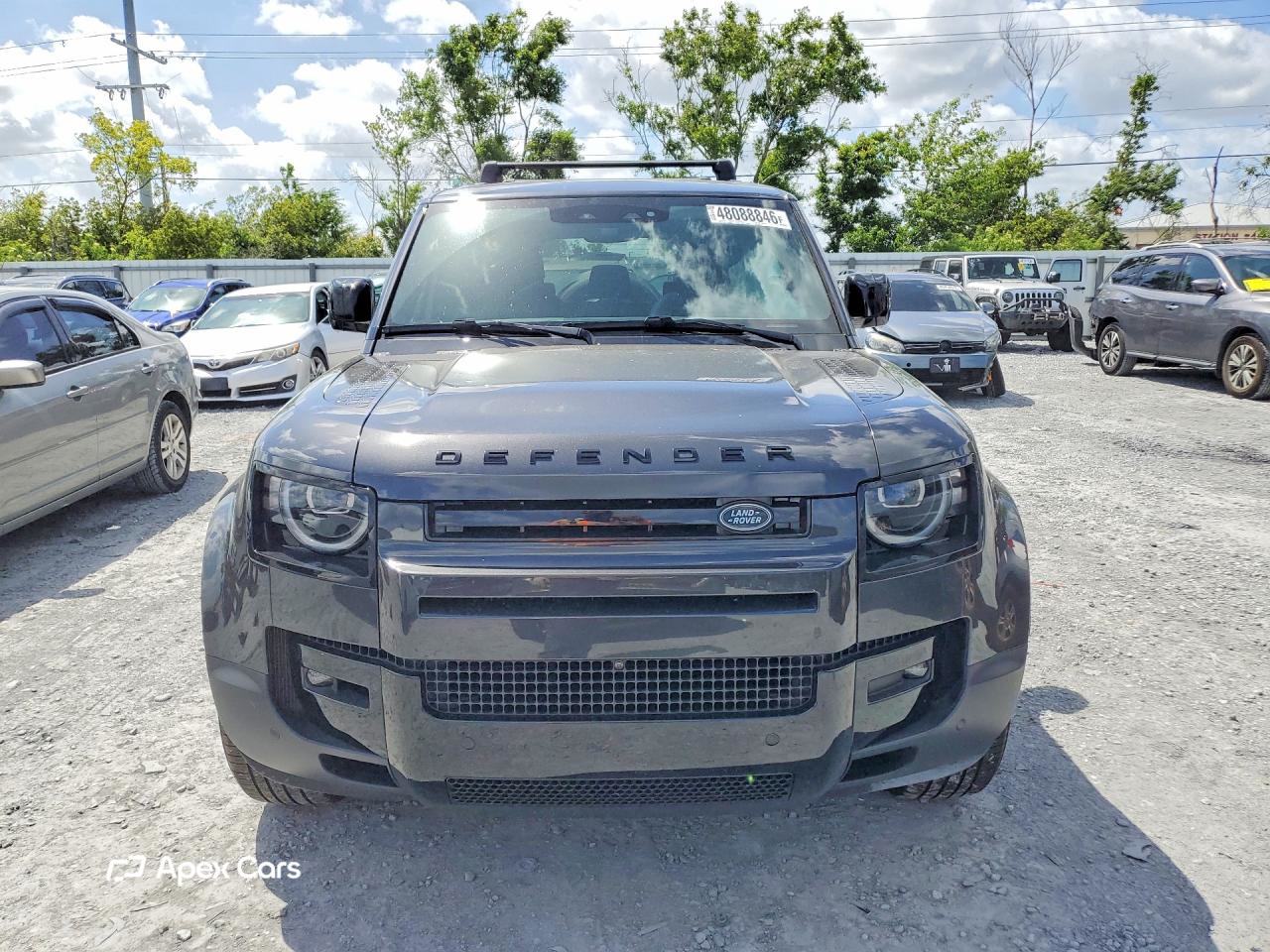 Land Rover Defender 2026