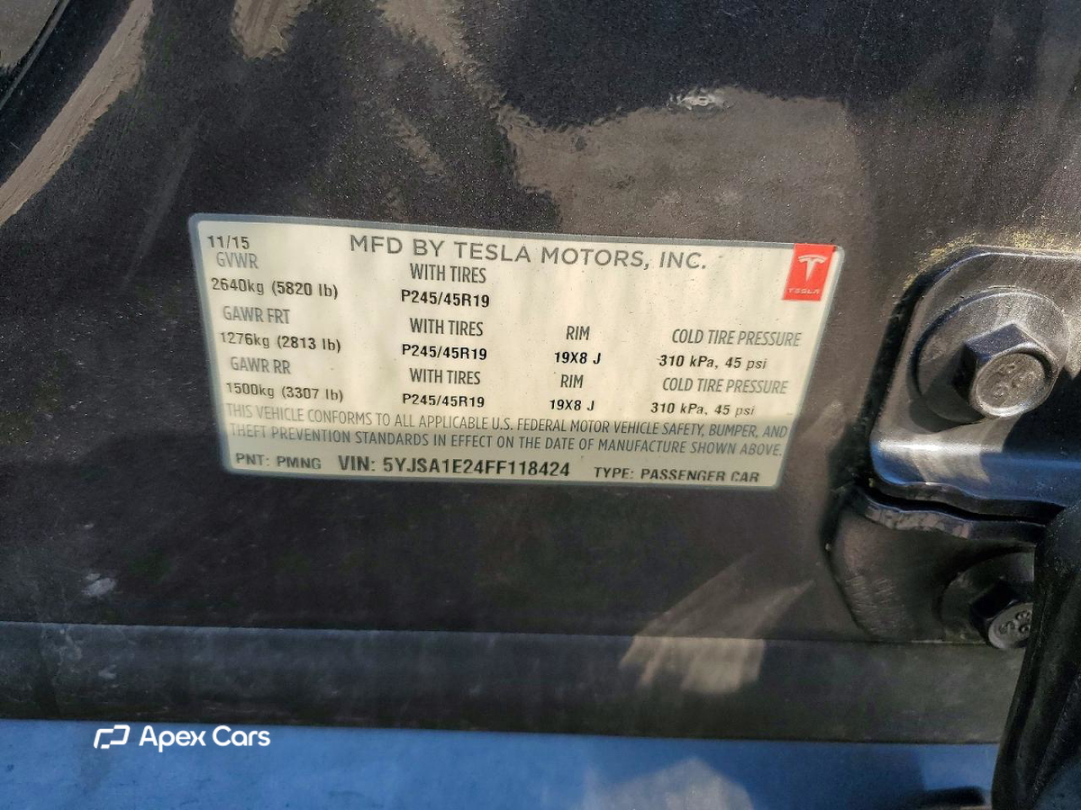 Tesla Model S 2015