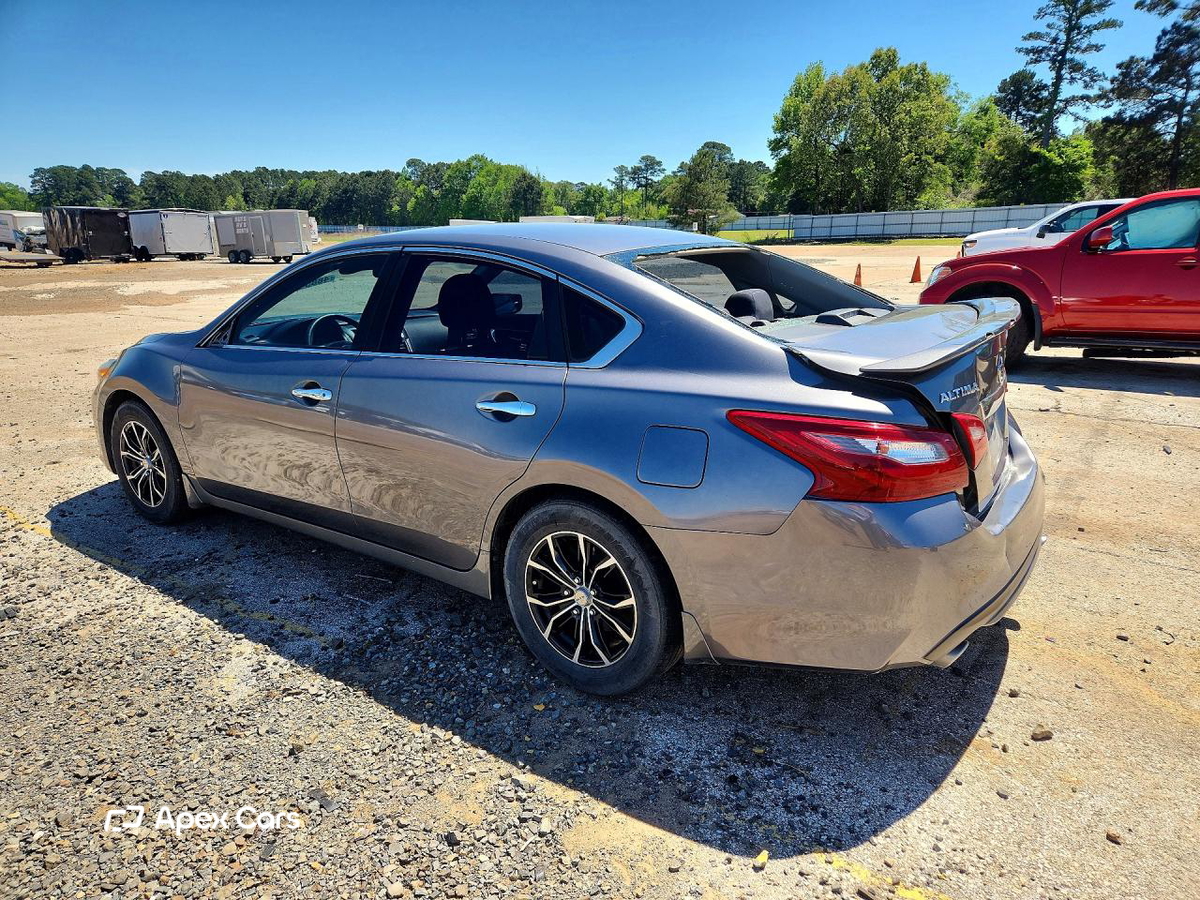 Nissan Altima 2018