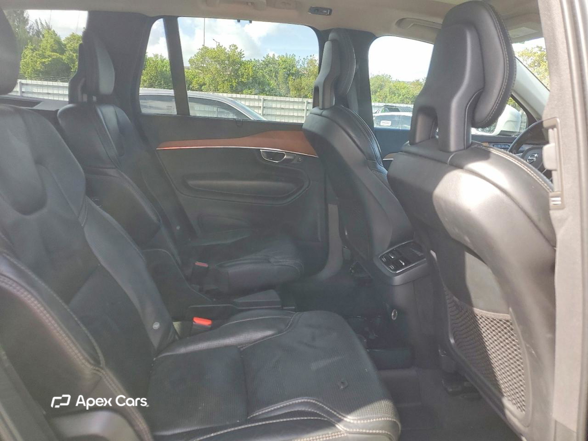 Volvo XC90 2020