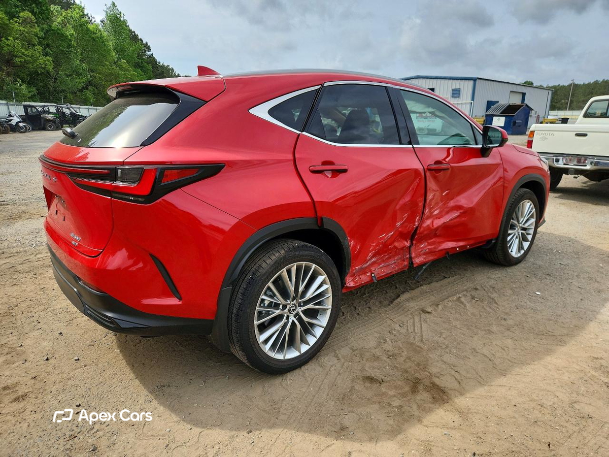 Lexus NX 2025