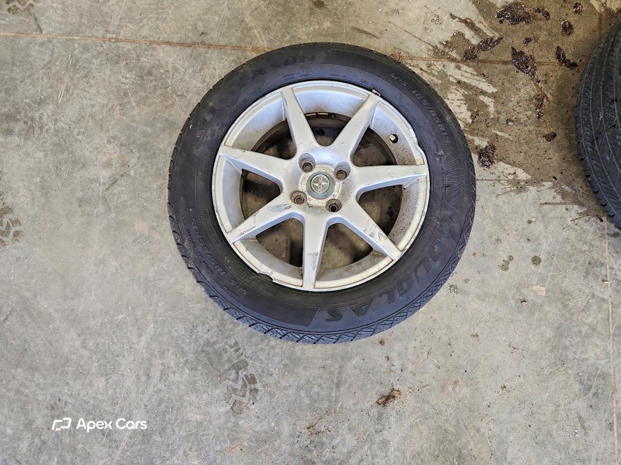 Toyota  2005