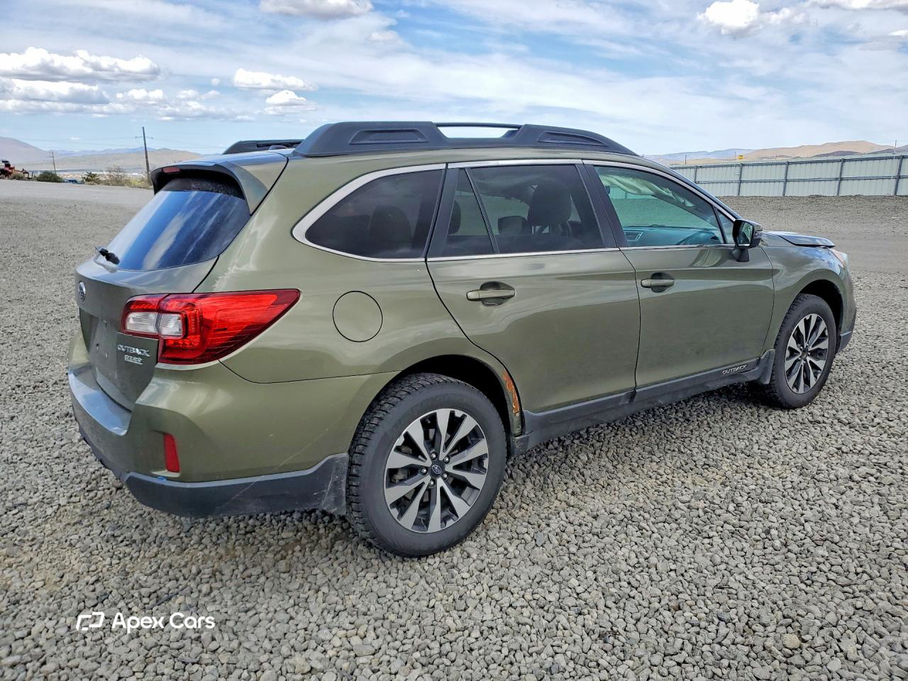 Subaru Outback 2015