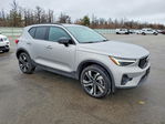 Volvo XC40 2025