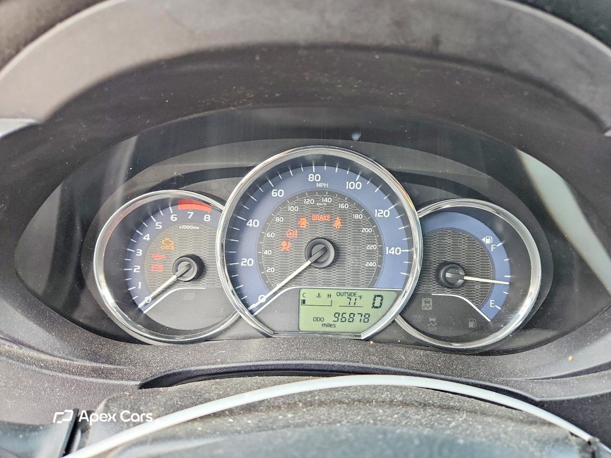 Toyota Corolla 2015