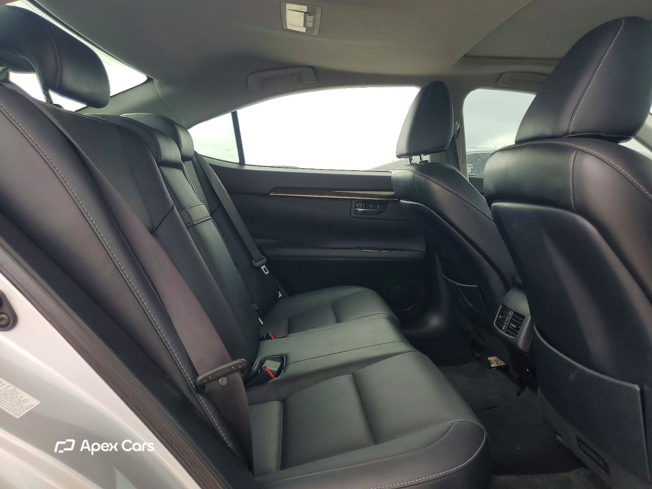 Lexus ES 2016