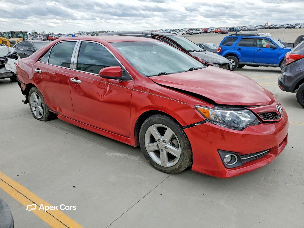 Toyota Camry 2012