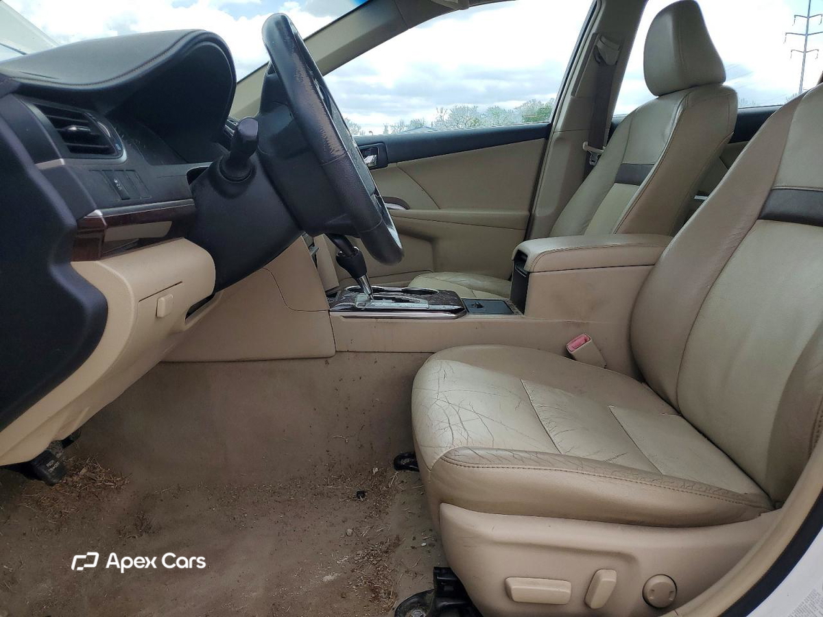 Toyota Camry 2012
