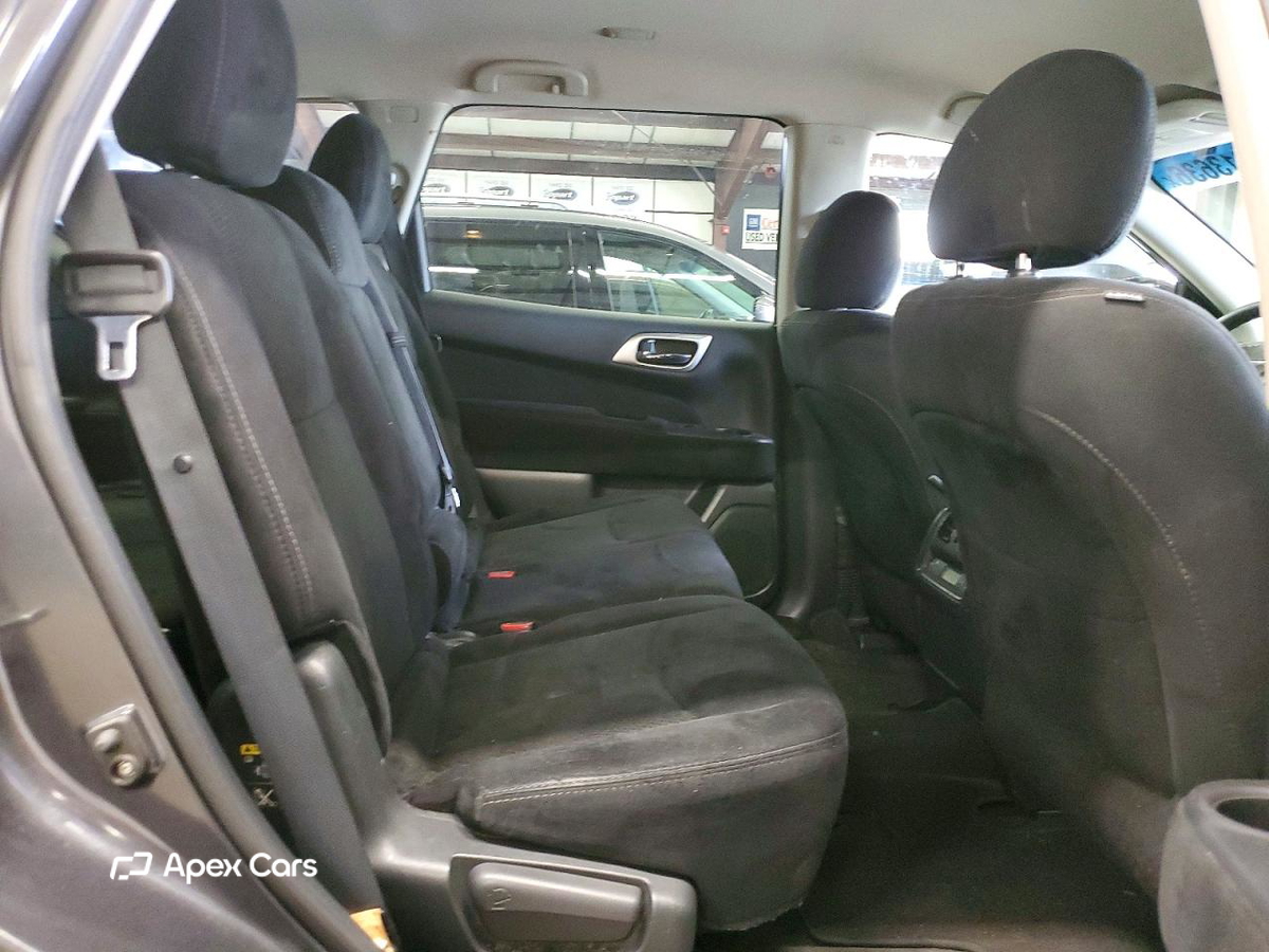 Nissan Pathfinder 2014