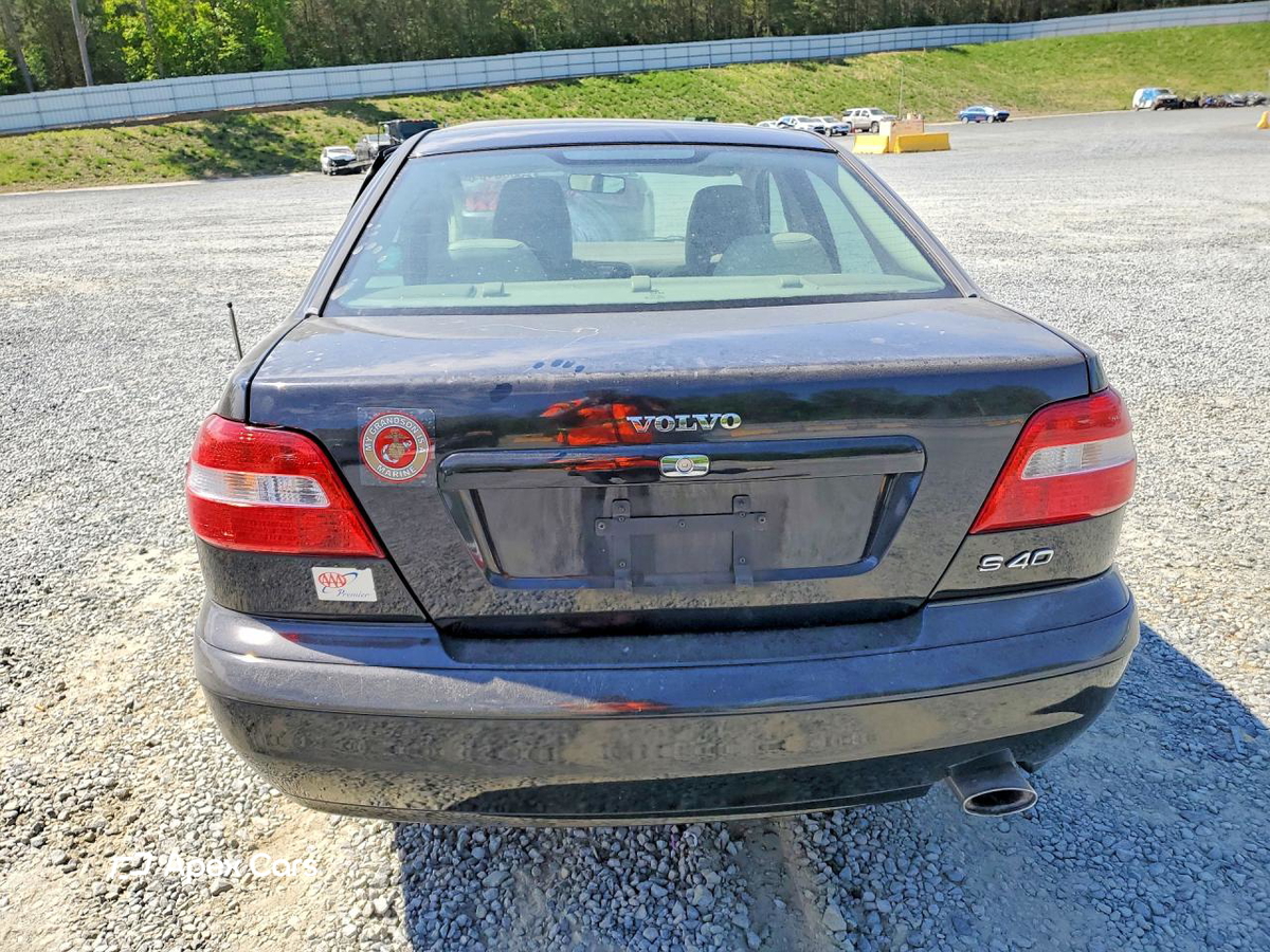 Volvo S40 2004