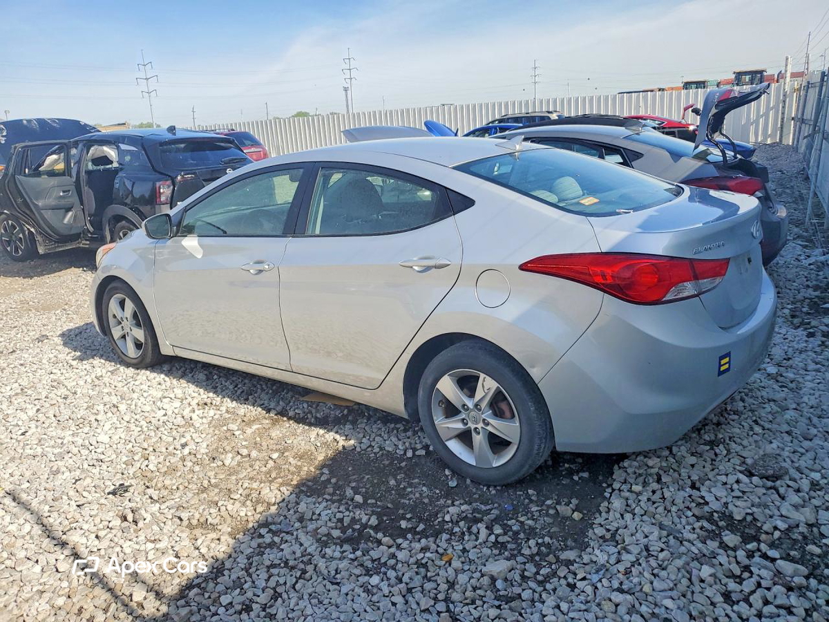 Hyundai Elantra 2013