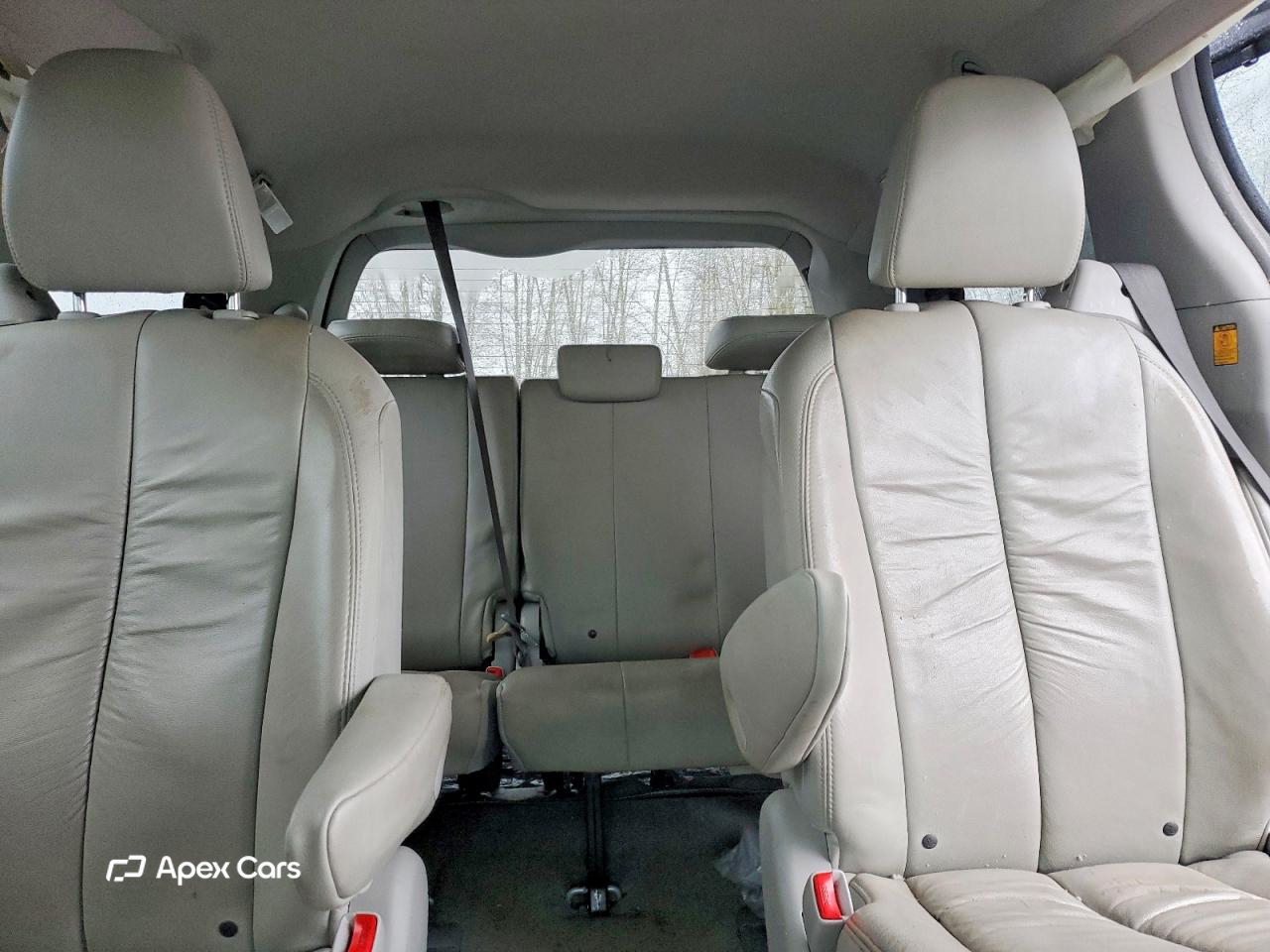 Toyota Sienna 2012