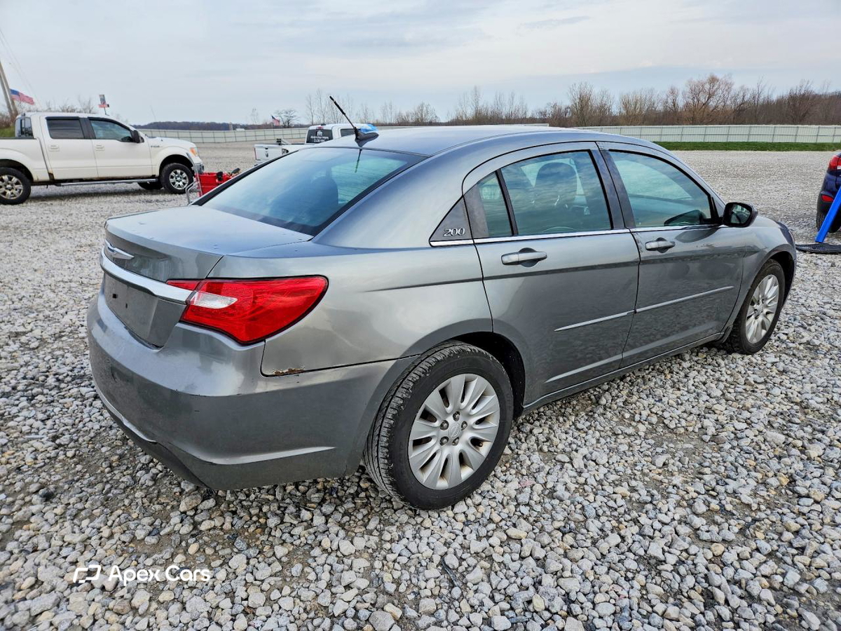 Chrysler 200 2012