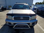 Nissan Pathfinder 2001