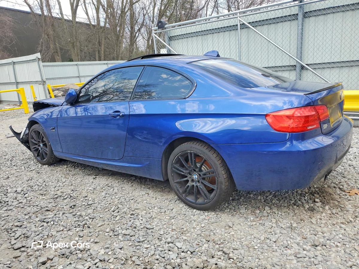 BMW Series 3 2011